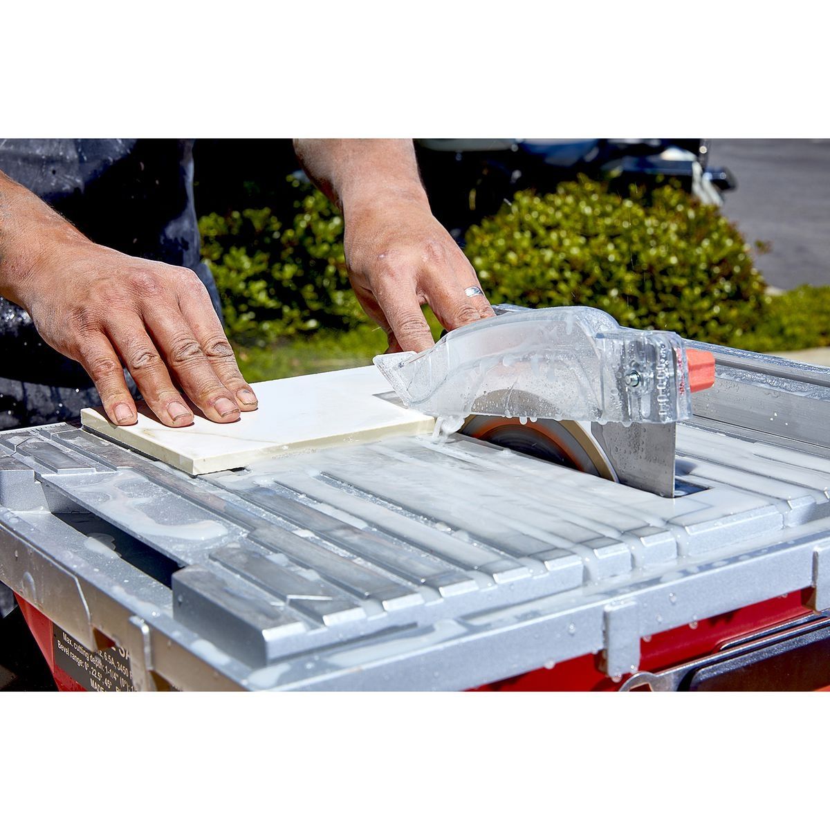 6.5 Amp 7 in. Table Top Wet Tile Saw E994589