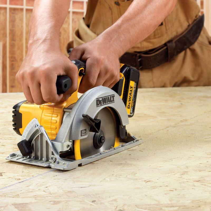 20V MAX Cordless 6.5 in. Circular Saw V4273