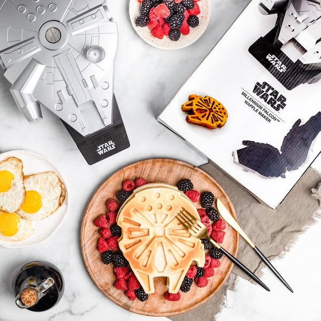 Star Wars Millennium Falcon Waffle Maker H840
