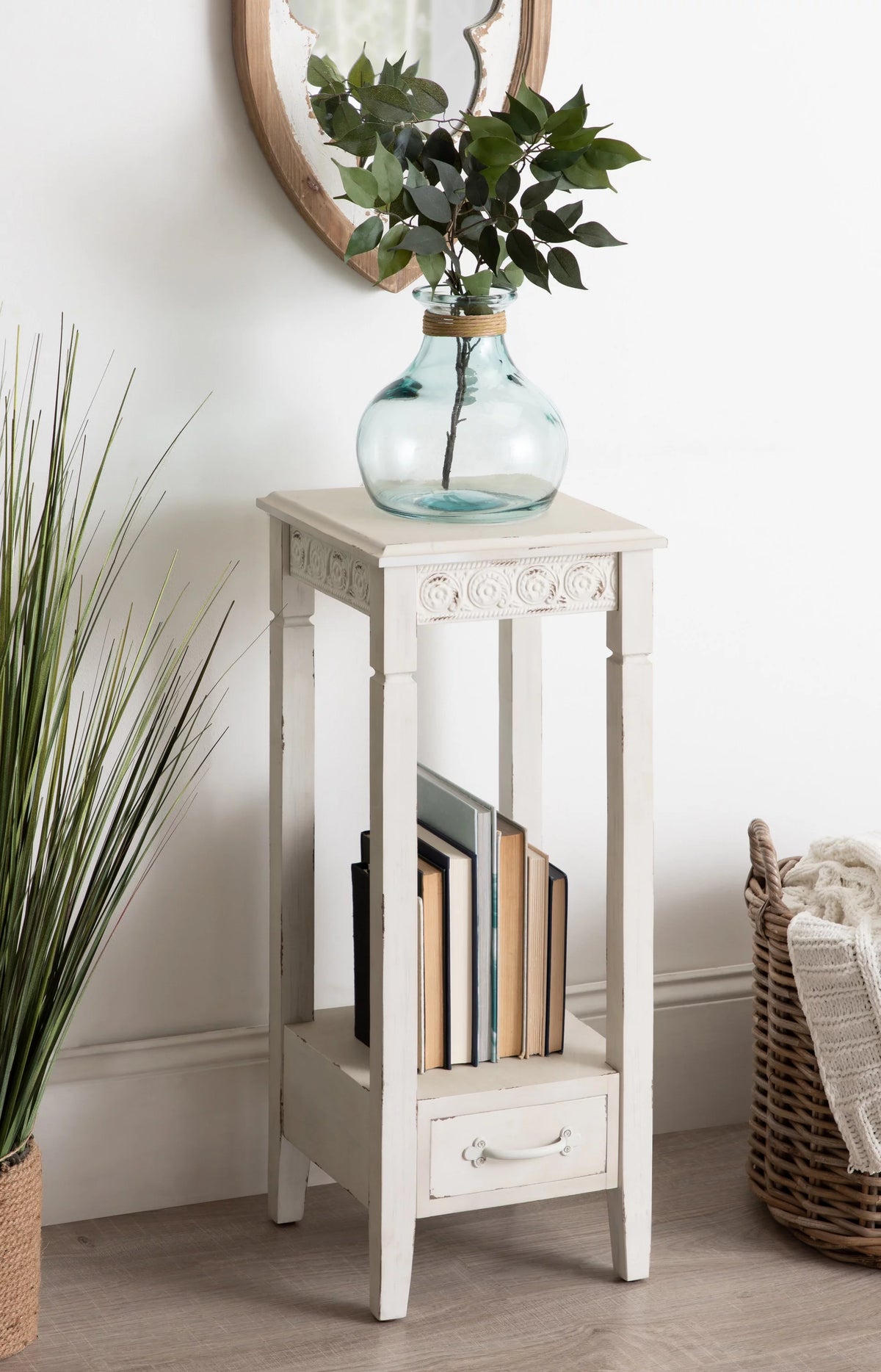 Soft White Wood Accent Table or Plant Stand C781526