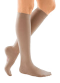 20-30 mmHg Calf High Closed-Toe Compression Stockings T34456