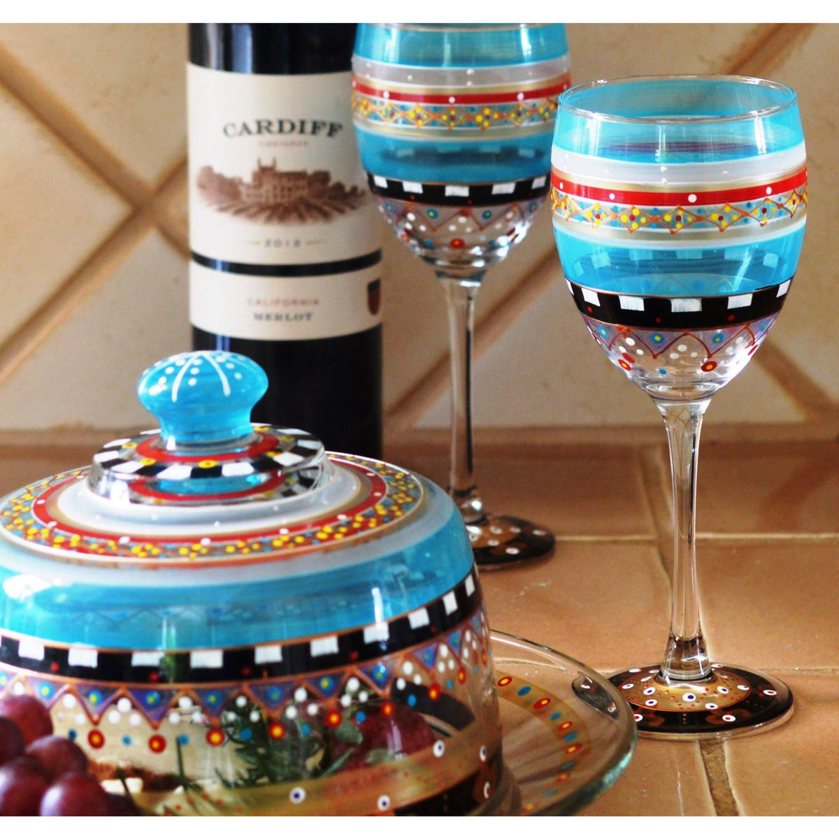 Set of 2 Hand Painted Wine Glasses, 10.5 oz. F3552