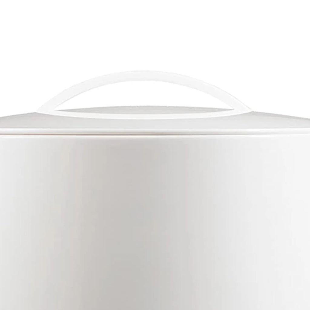 White 32 oz Electric Kettle R6601