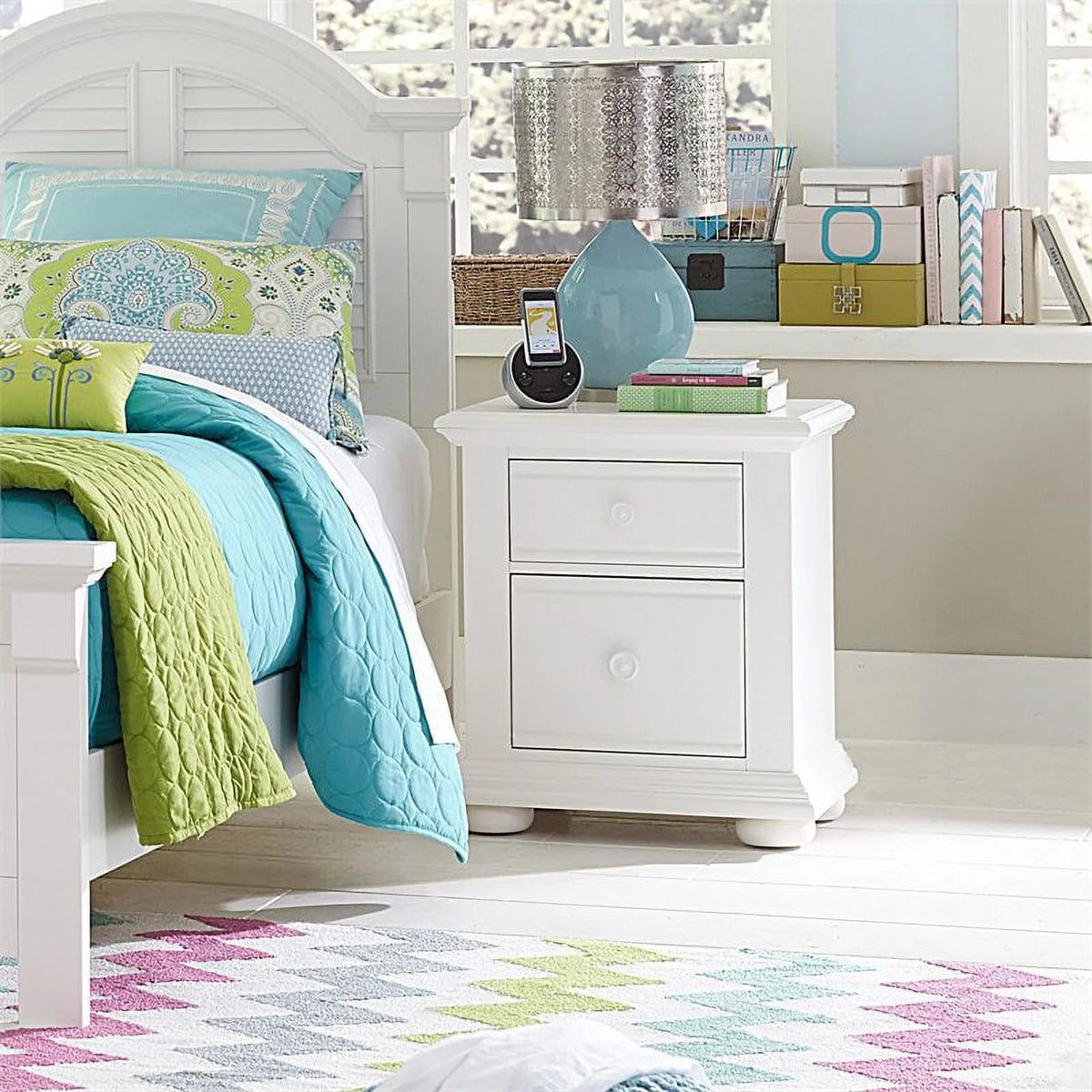 White 2 Drawer Night Stand L498