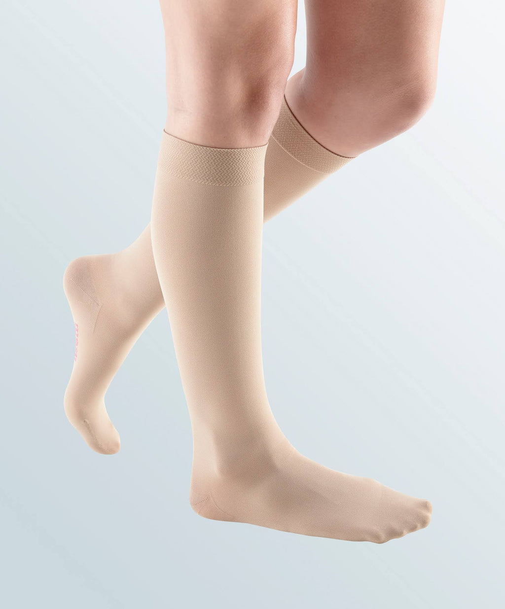 20-30 mmHg Calf High Closed-Toe Compression Stockings T34456
