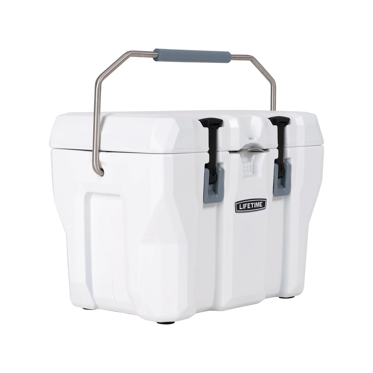 28 Quart High Performance Polyethylene Cooler X753875